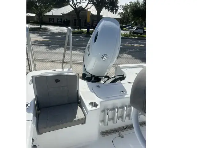 Sea Pro 210 DLX BAY