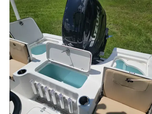 Sea Pro 210 DLX BAY