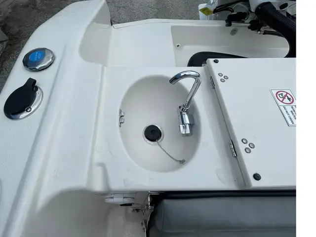 Carolina Skiff 23 Ultra Elite