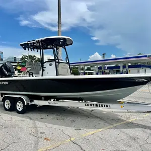 2024 Sea Pro 250 DLX BAY