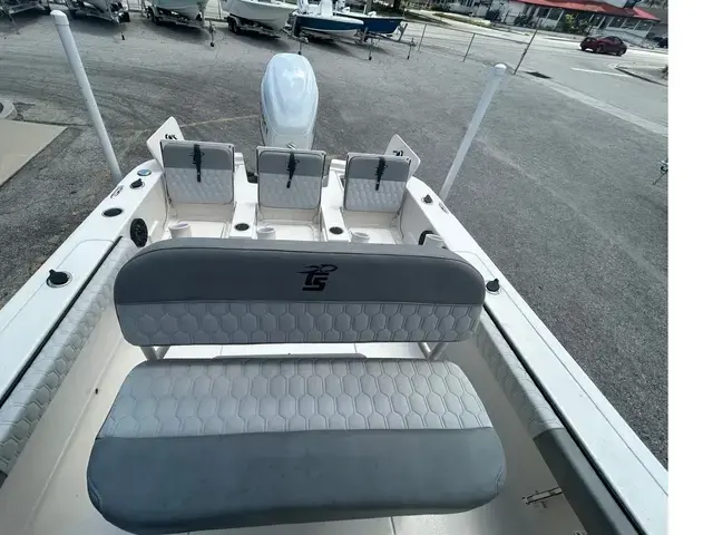 Carolina Skiff 24 Ultra Elite