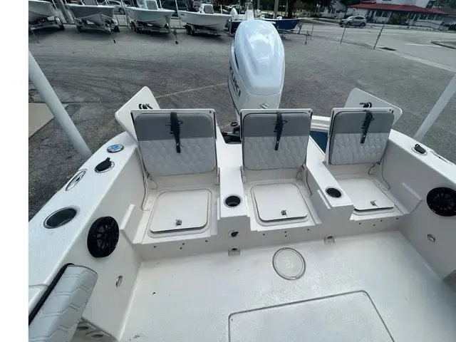 Carolina Skiff 24 Ultra Elite