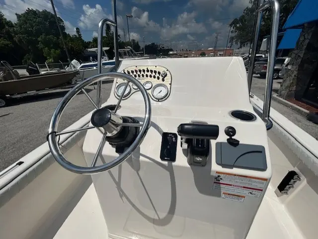 2025 Carolina Skiff 23ls