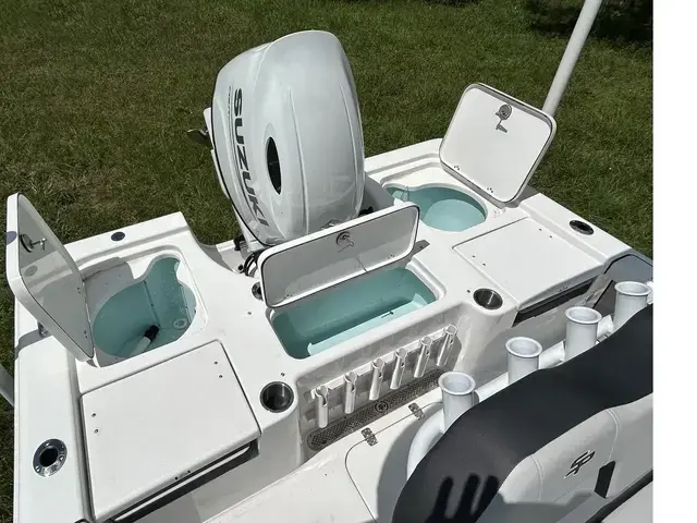 Sea Pro 210 DLX BAY