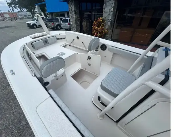 Carolina Skiff 24 Ultra Elite