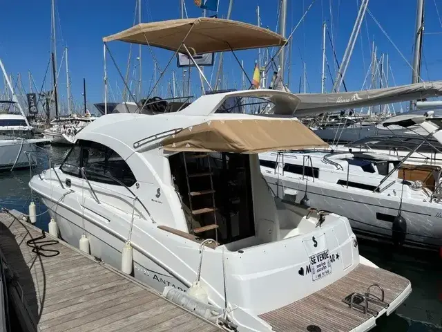 Beneteau Antares 30