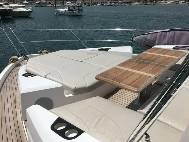 Sunseeker Manhattan 68