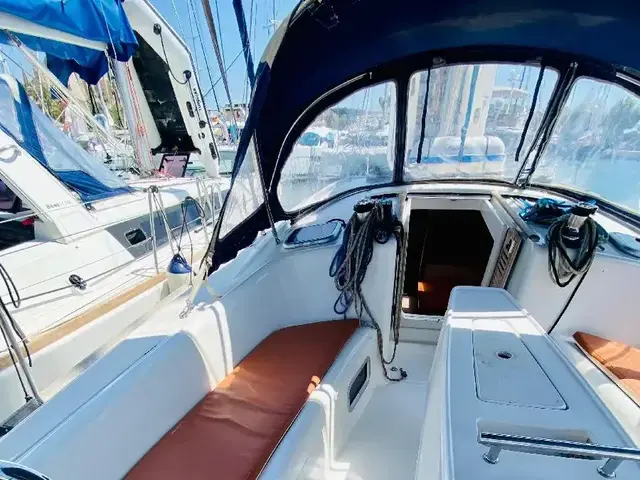 Beneteau Oceanis 43