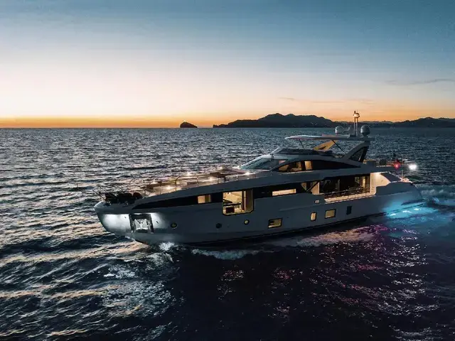 Azimut Grande 32 Metri