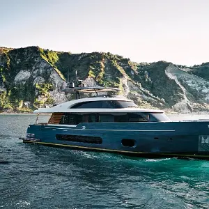 2025 Azimut Magellano 25