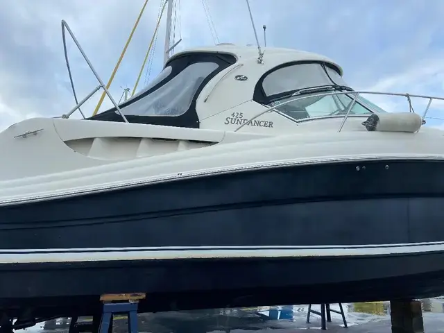 Sea Ray 425