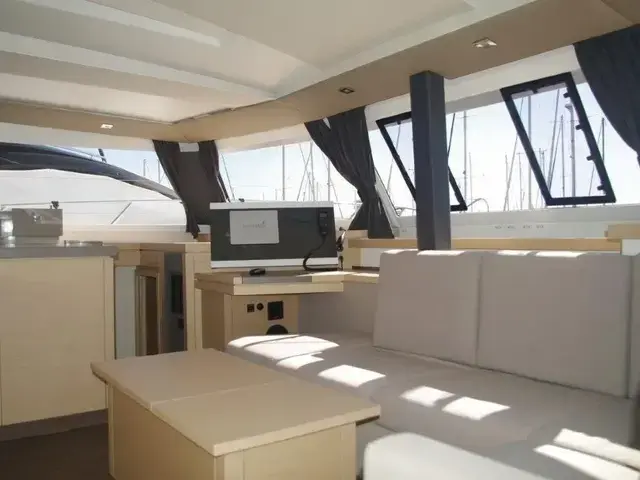 Fountaine Pajot 42 Astrea