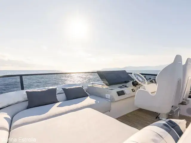 Azimut S7