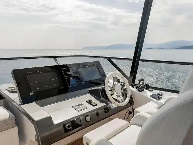 Azimut Fly 72