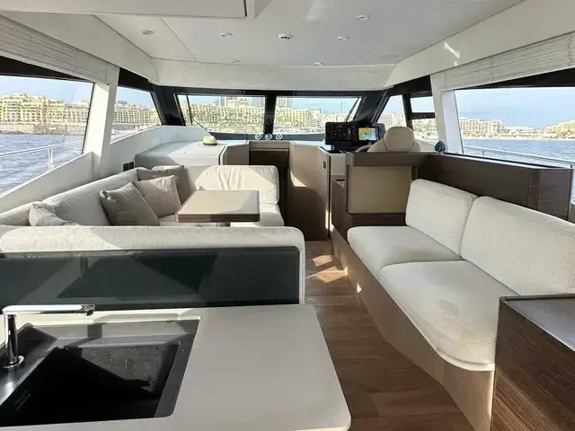 Ferretti Yachts 500