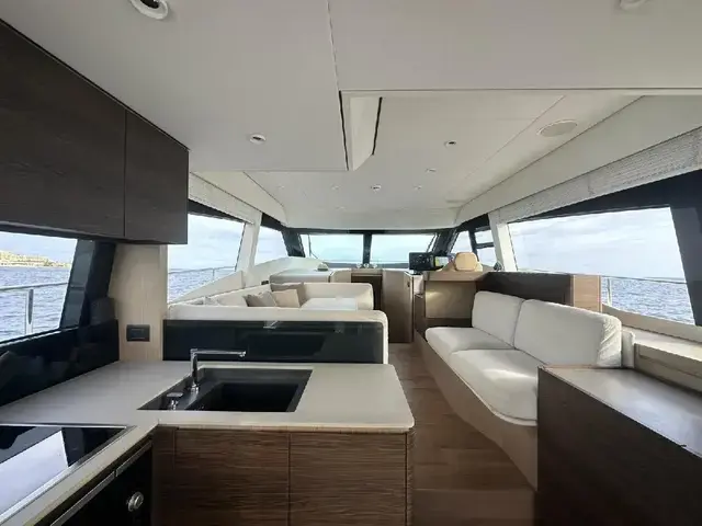 Ferretti Yachts 500