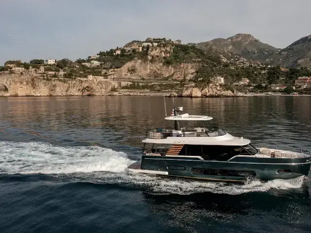 Azimut Magellano 60