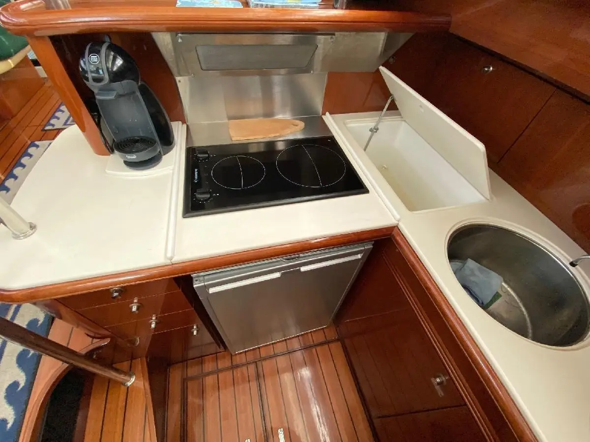 2003 Jeanneau prestige 46