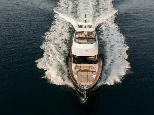 Azimut Magellano 60