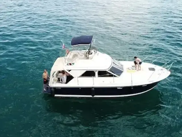 Fairline 31 Corniche Flybridge