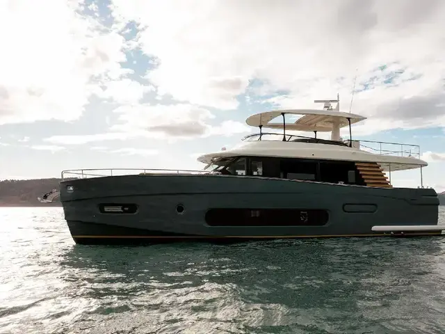 Azimut Magellano 66