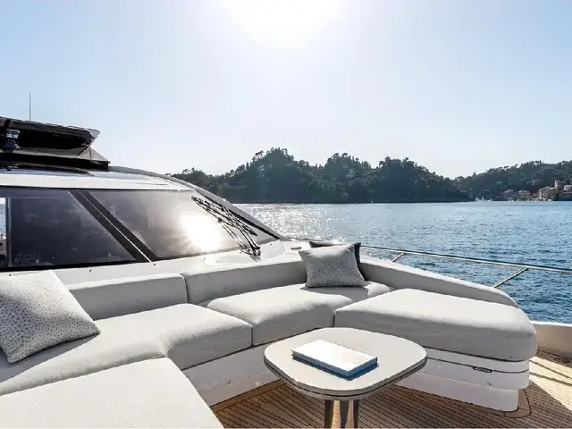 Azimut S8