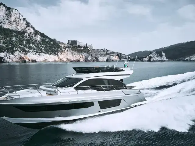 Azimut Fly 53