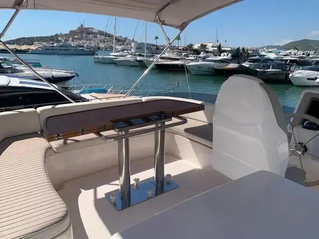 Azimut Magellano 50