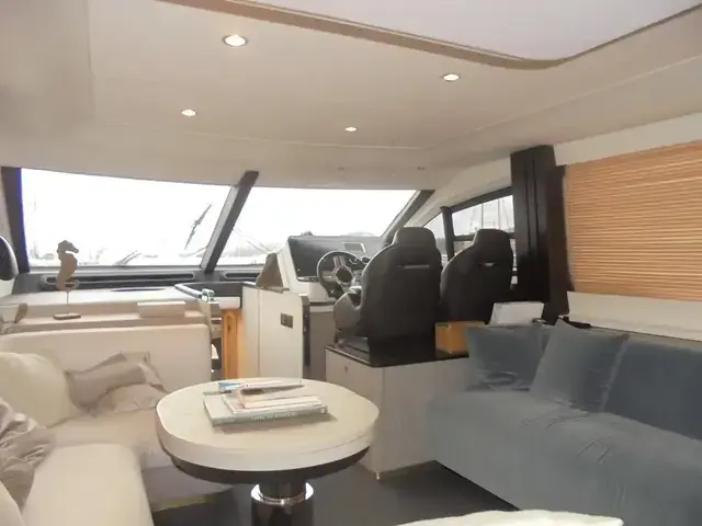 Azimut 55