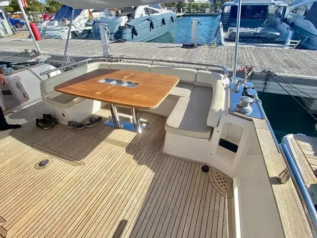 Azimut Magellano 50