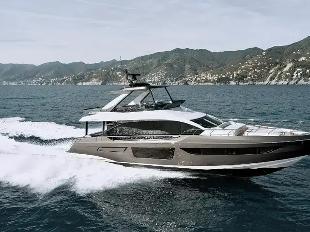 Azimut Fly 68