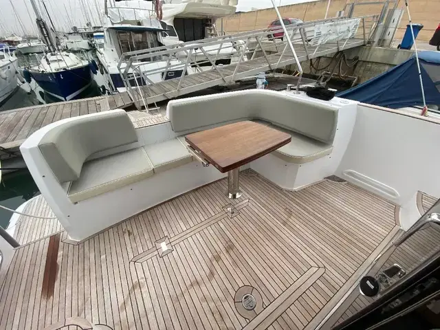 Azimut Magellano 43