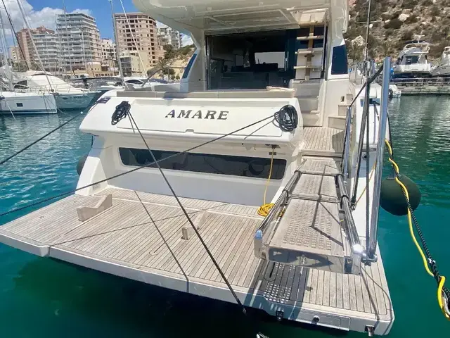 Ferretti Yachts 550