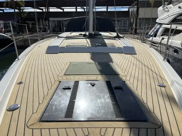 Hanse 548