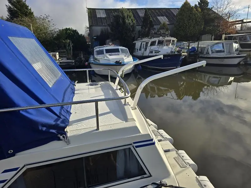 1981 Fairline mirage 29 aft cabin