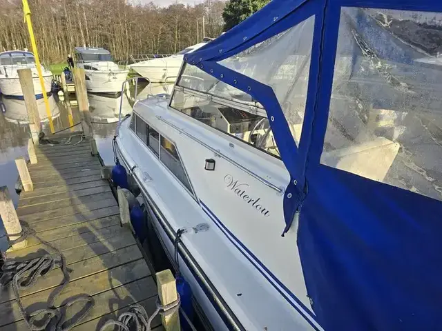 Fairline Mirage 29 Aft Cabin