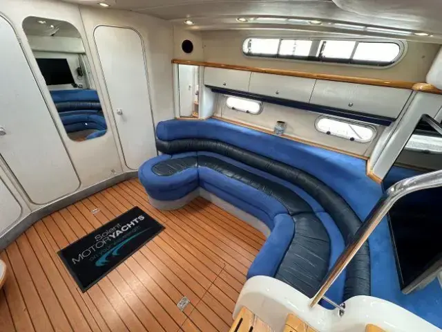 Sealine 360 Ambassador