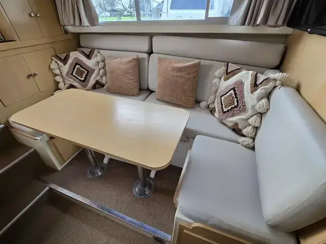 Fairline Mirage 29 Aft Cabin