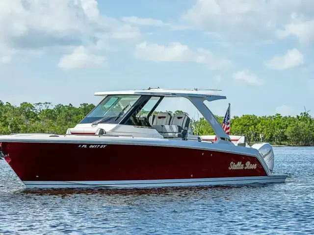 Tiara Yachts 34 Ls