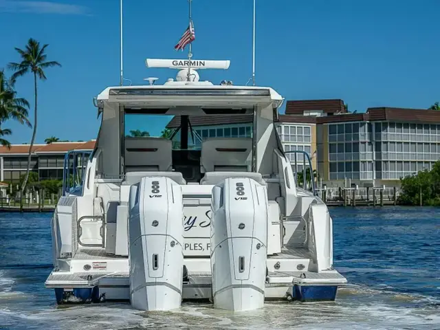 Tiara Yachts 43 Le