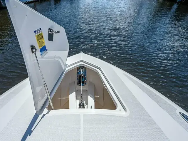 Tiara Yachts 34 Ls