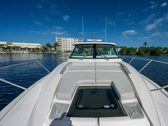 Tiara Yachts 43 Le