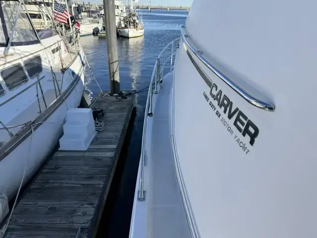 Carver 366 Motor Yacht