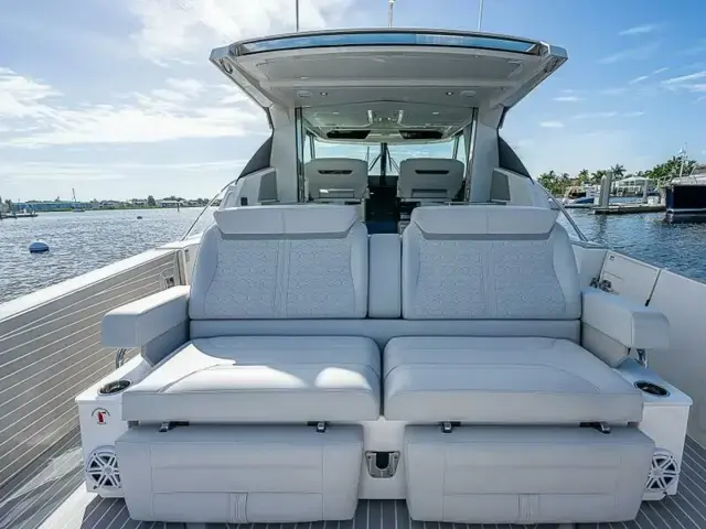 Tiara Yachts 43 Le