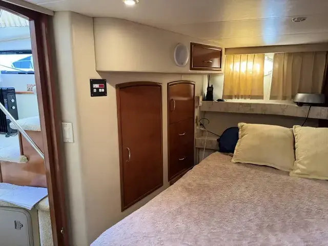 Carver 366 Motor Yacht