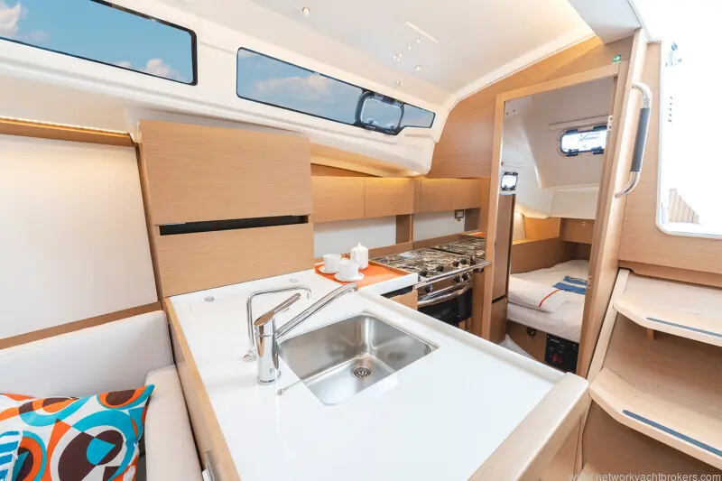 2025 Jeanneau sun odyssey 350