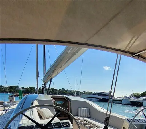 2002 International distancia 60 lifting keel