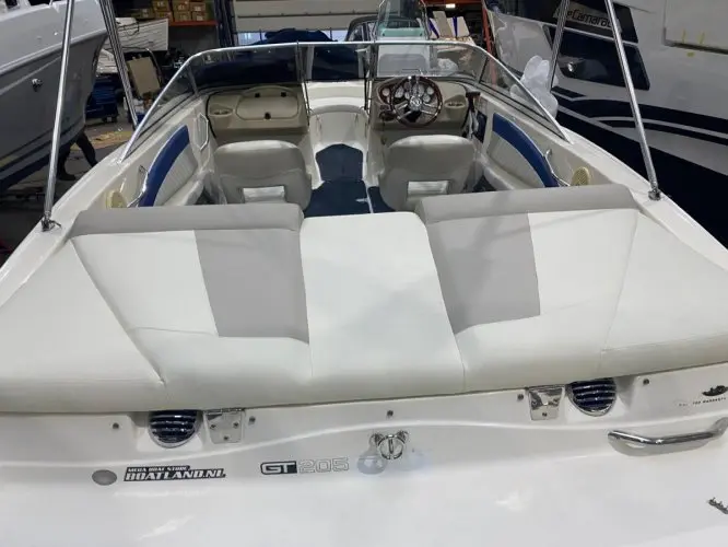 2007 Glastron gt 205 bowrider