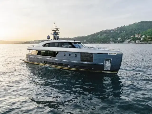 Azimut Magellano 30