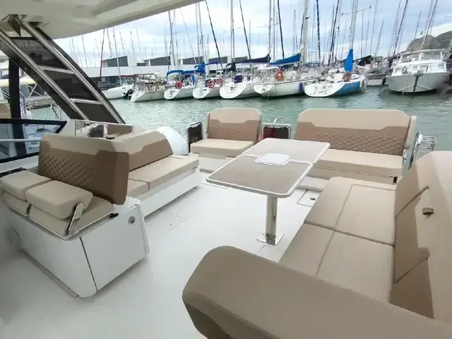 Aquila 32 Sport